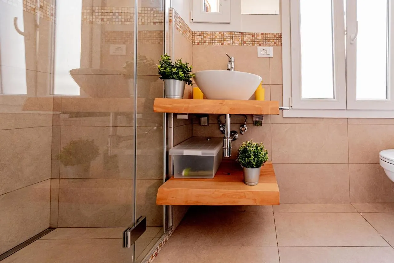 Realkasa Pratello Flat Apartment Bologna Italy